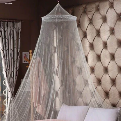 Lightweight Hanging Bed Net - Image 2
